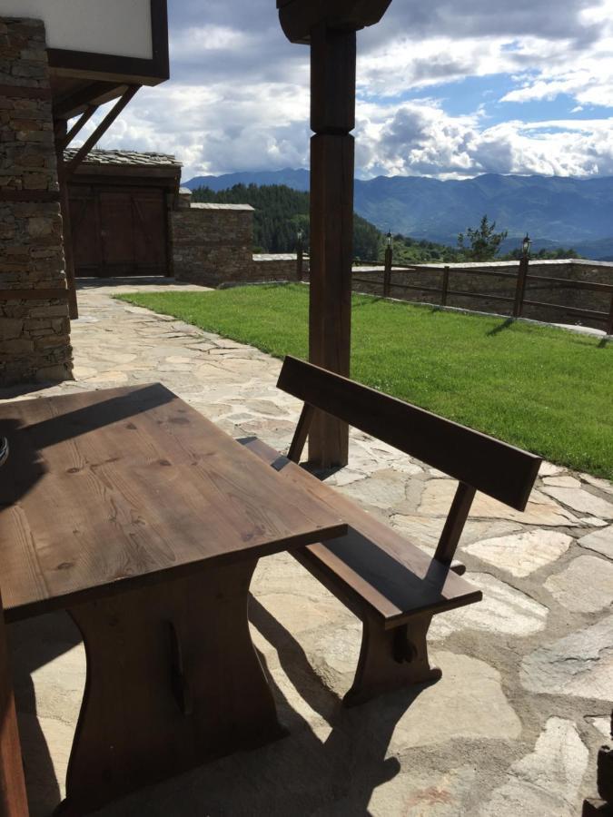 Калпаците - Kalpacite Guest Houses Skrebatno Экстерьер фото