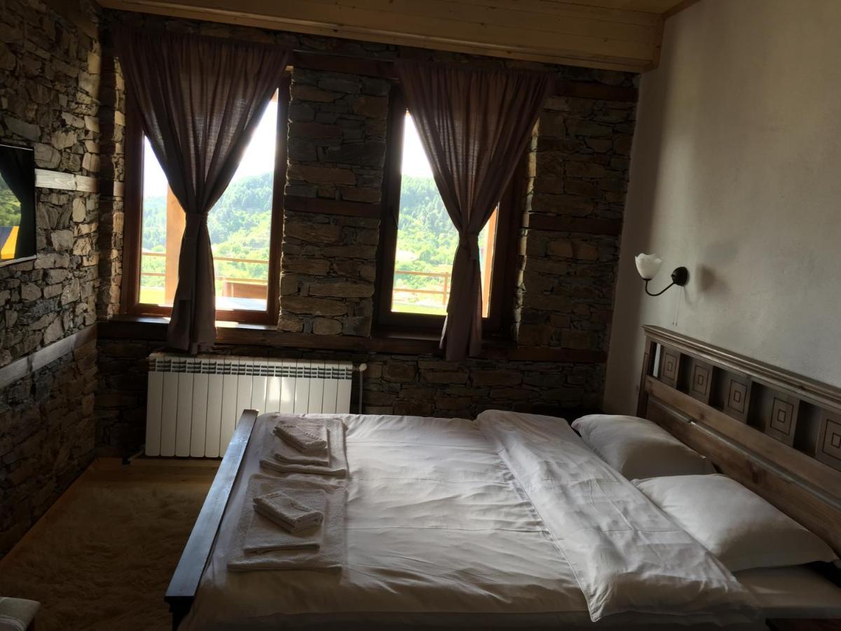 Калпаците - Kalpacite Guest Houses Skrebatno Экстерьер фото