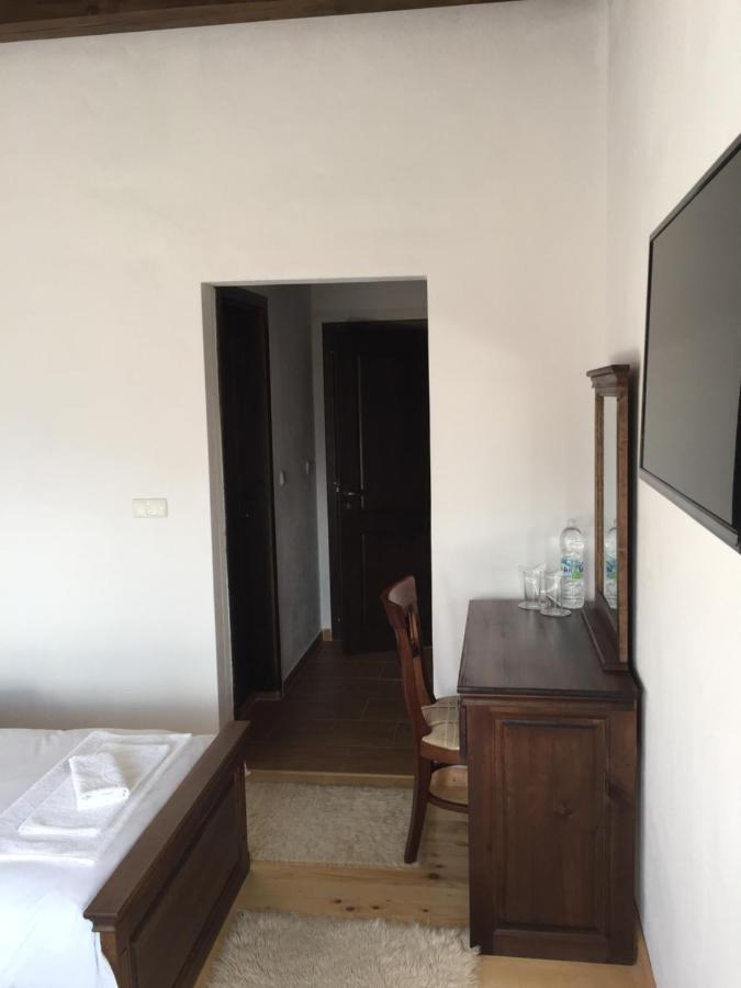 Калпаците - Kalpacite Guest Houses Skrebatno Экстерьер фото